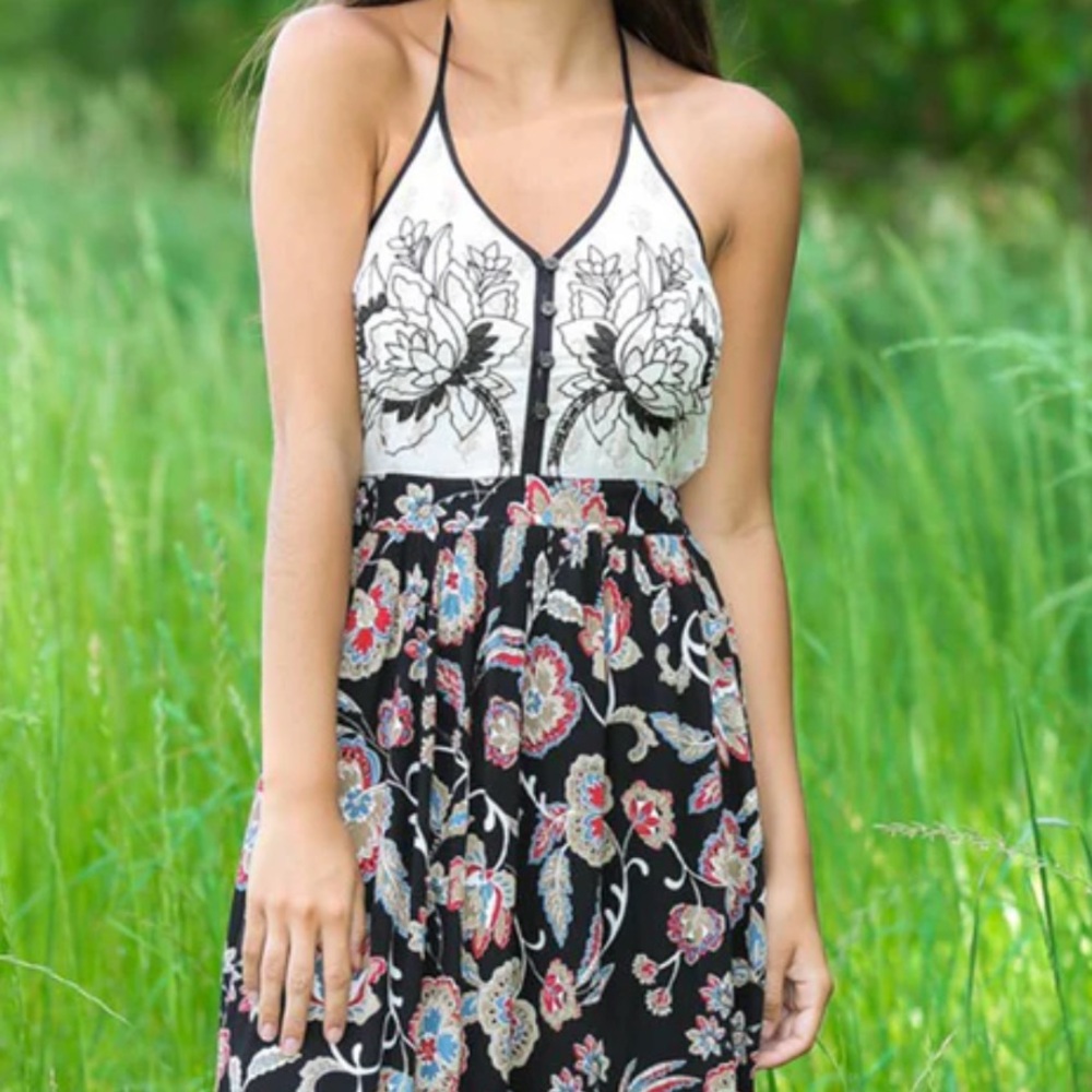Patrons Of Peace halter maxi dress size large NWT - Picture 2 of 3